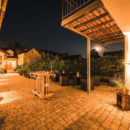 Weingut Gaestehaus D&D Haider Jois Zewnętrze zdjęcie